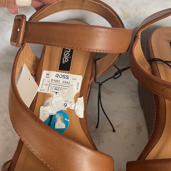 NEW Kensie Brown Platform Wedges - Picture 4 of 9